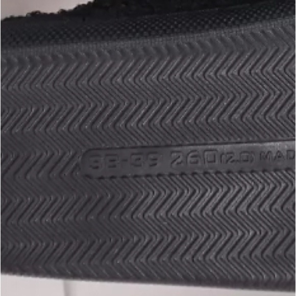 NEW [Shein] “Scream” Mask Villain Warm Slippers Indoor/Outdoor Shoes Sz W 7-8 - Picture 7 of 7